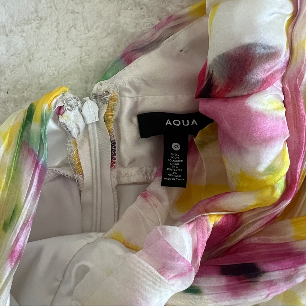 NWOT AQUA Watercolor Flutter Sleeve Mini Dress - Bloomingdale’s Exclusive - Picture 7 of 7